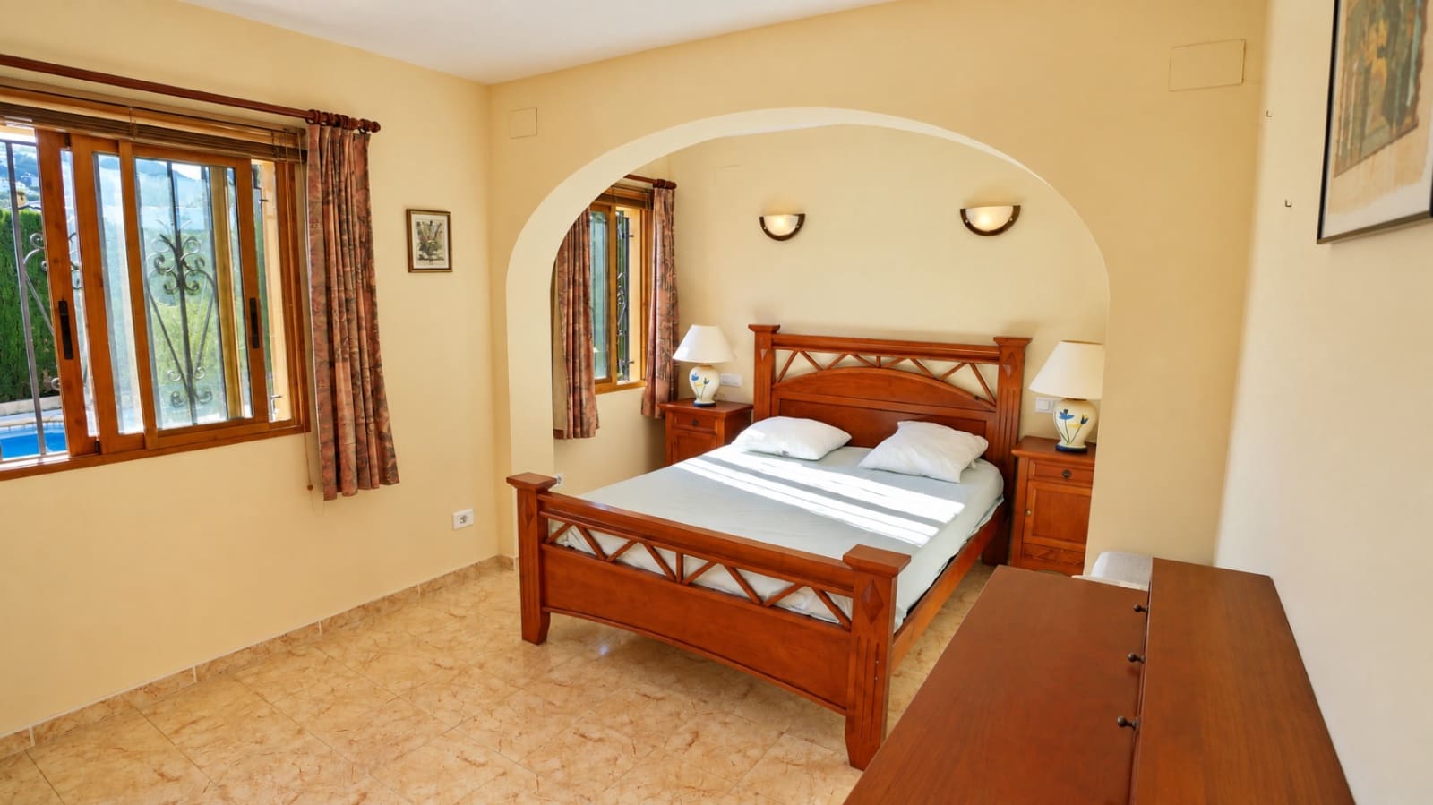 2 bedroom Villa for sale in Orba with pool garage - € 370,000 (Ref: 9894978)