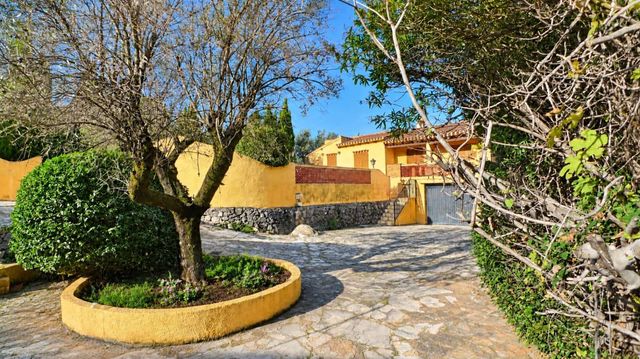 2 quarto Moradia para venda em Orba com piscina garagem - 370 000 € (Ref: 9894978)