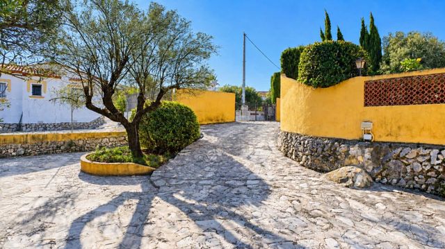 2 quarto Moradia para venda em Orba com piscina garagem - 370 000 € (Ref: 9894978)