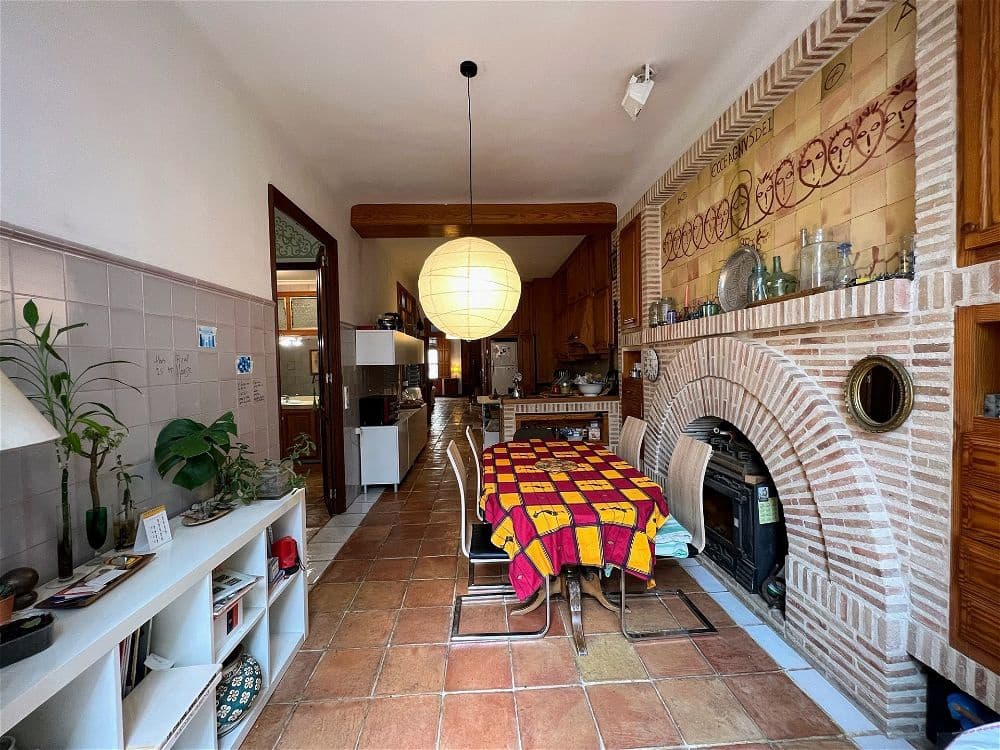 5 soveværelse Byhus til salg i Orba - € 340.000 (Ref: 9894981)