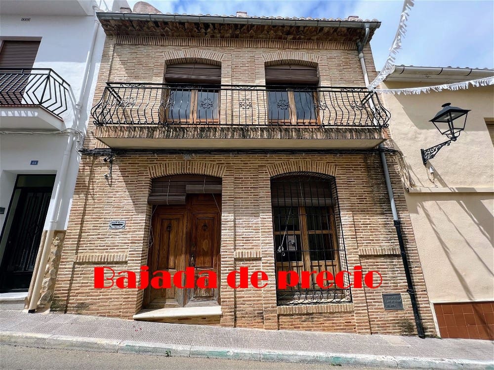5 bedroom Townhouse for sale in Orba - € 329,000 (Ref: 9894981)