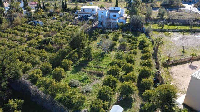 Chalet de 5 habitaciones en Orba en venta con piscina garaje - 690.000 € (Ref: 9894982)