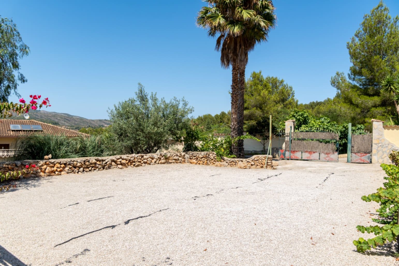 7 soverom Villa til salgs i Lliber med garasje - € 929 950 (Ref: 9927936)