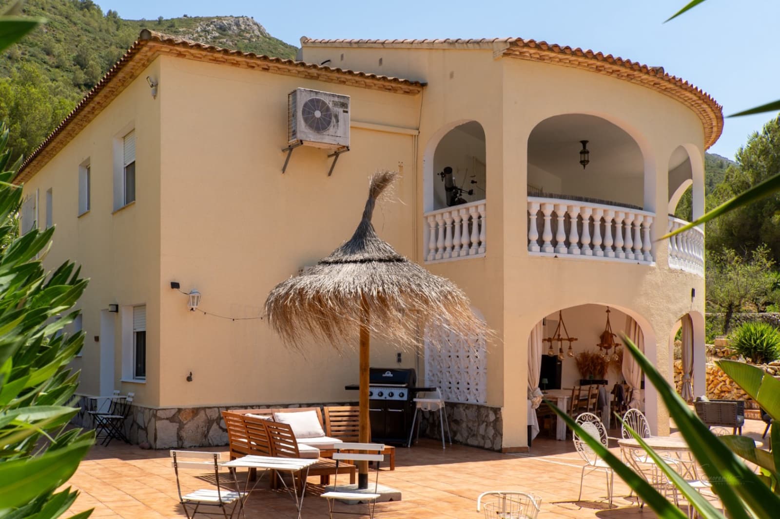 7 soverom Villa til salgs i Lliber med garasje - € 929 950 (Ref: 9927936)
