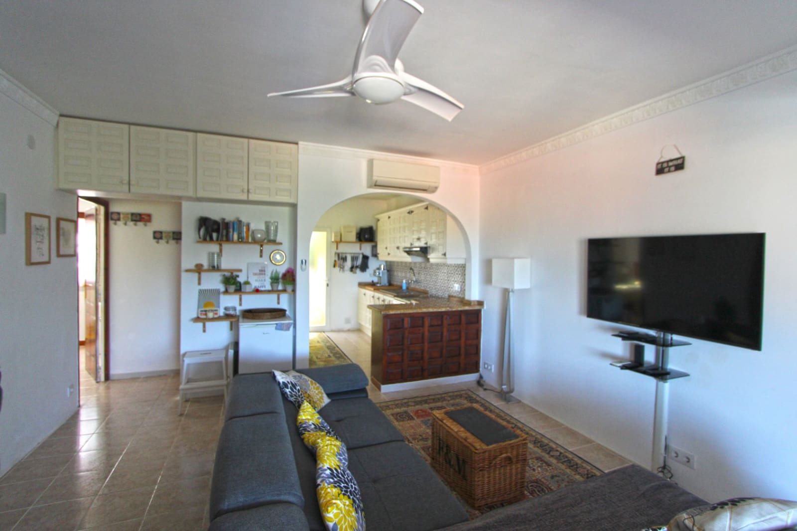 2 bedroom Villa for sale in Orba with pool garage - € 175,000 (Ref: 9927937)