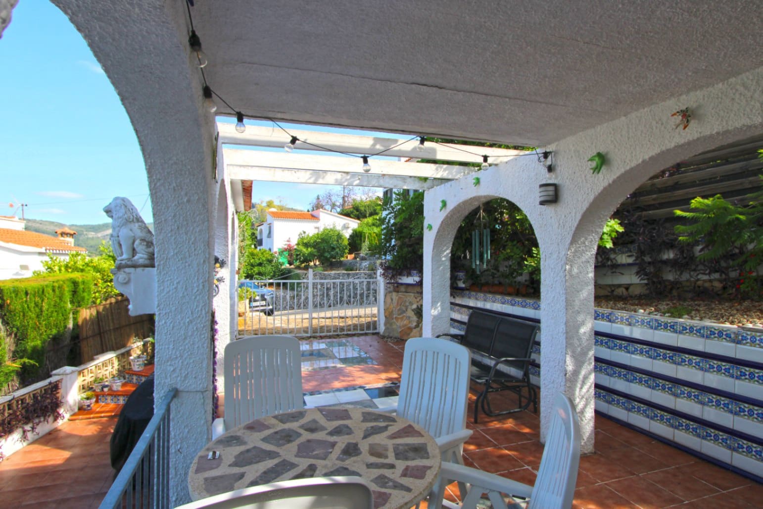2 bedroom Villa for sale in Orba with pool garage - € 175,000 (Ref: 9927937)