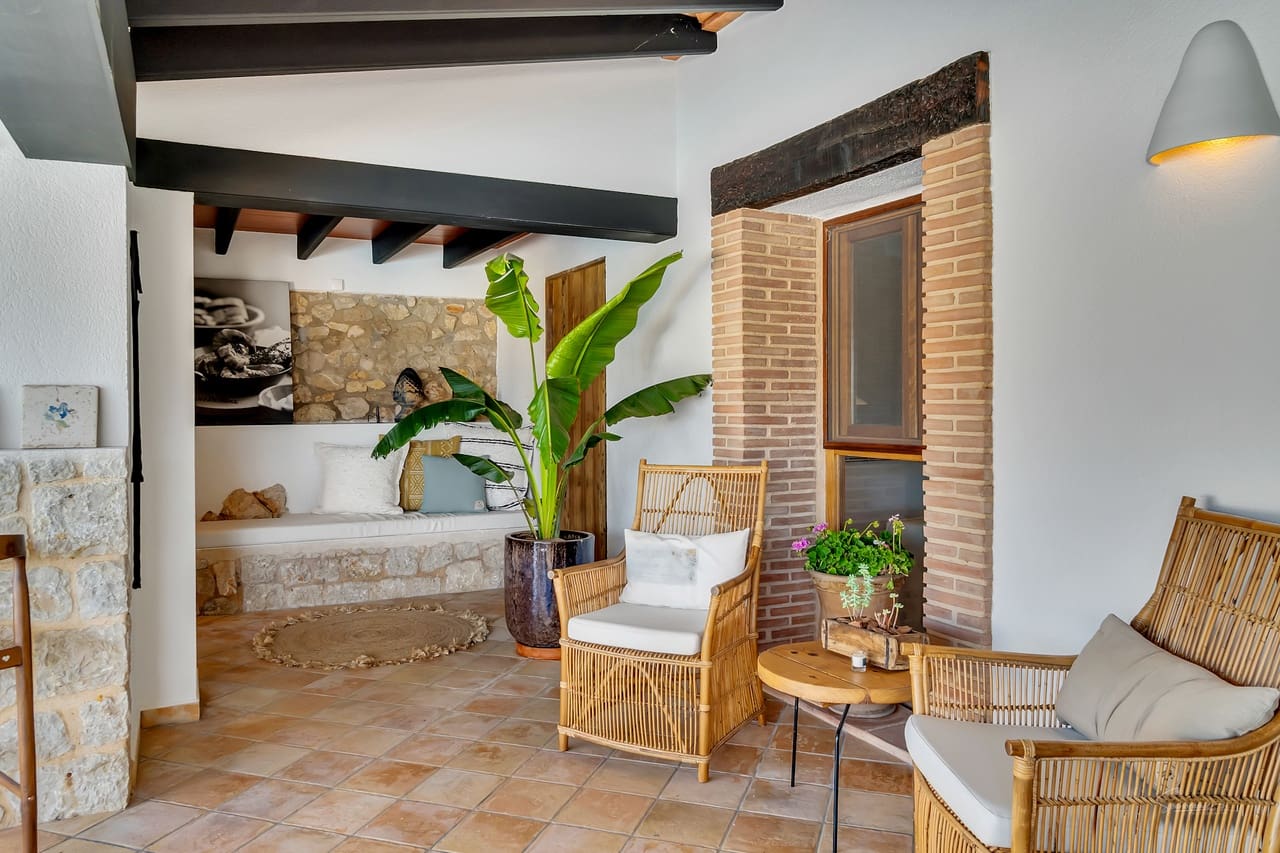 5 bedroom Villa for sale in Lliber - € 1,300,000 (Ref: 9927941)