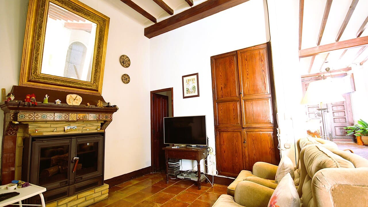 3 bedroom Townhouse for sale in Jalon / Xalo - € 425,000 (Ref: 9964223)