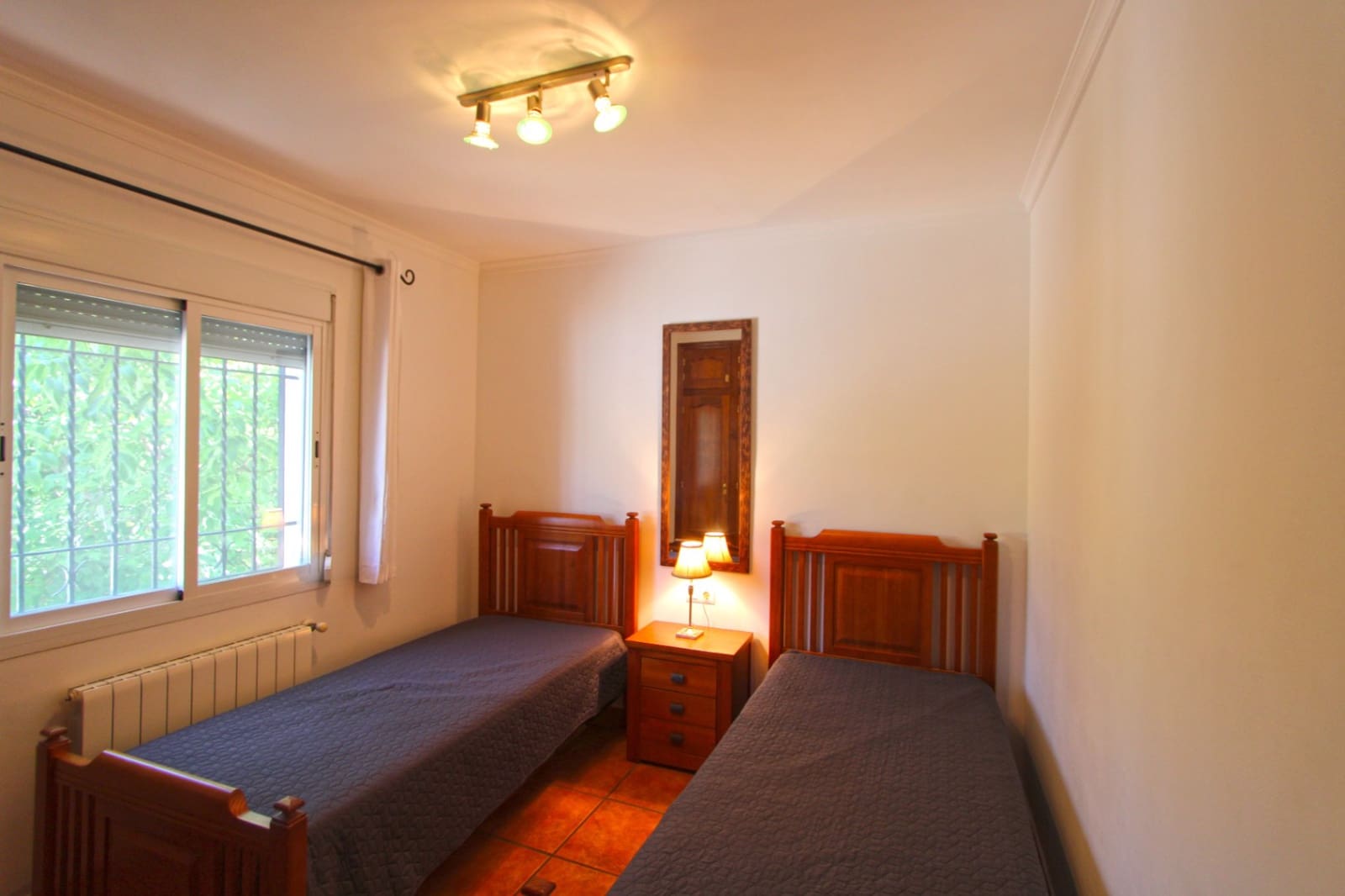 4 bedroom Villa for sale in Orba with garage - € 525,000 (Ref: 9964224)