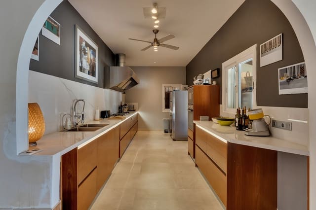 3 soveværelse Villa til salg i Llíber - € 1.250.000 (Ref: 9964225)