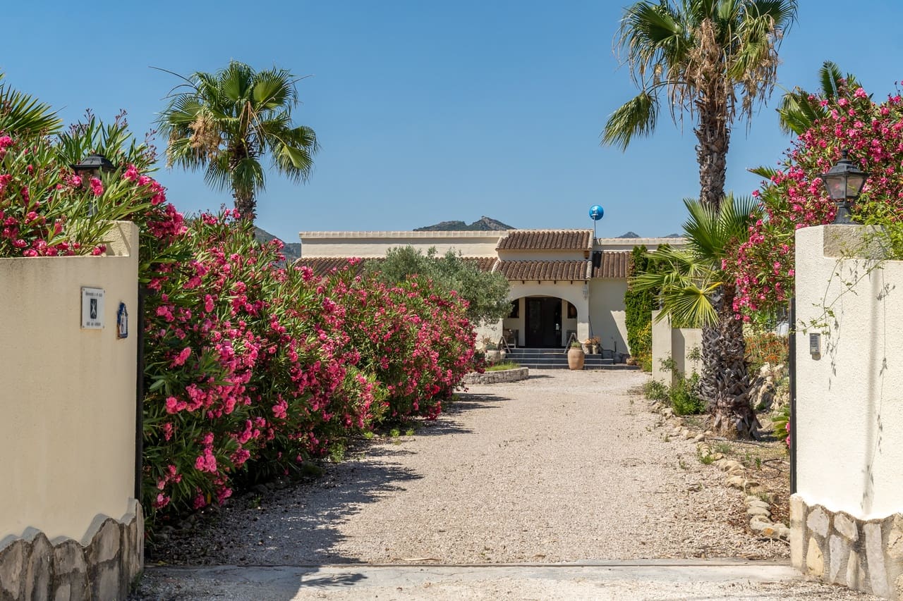 3 sovrum Villa till salu i Lliber - 1 250 000 € (Ref: 9964225)