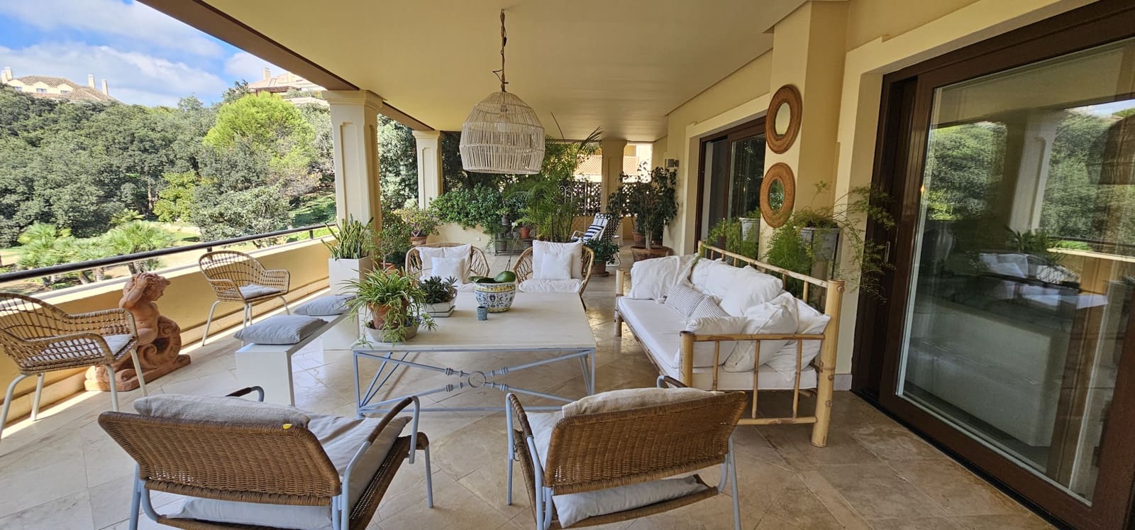 4 quarto Apartamento para venda em Sotogrande com piscina garagem - 1 590 000 € (Ref: 10085919)