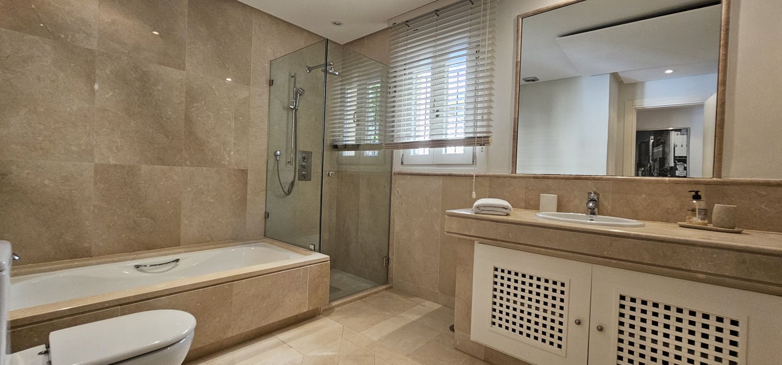 4 quarto Apartamento para venda em Sotogrande com piscina garagem - 1 590 000 € (Ref: 10085919)