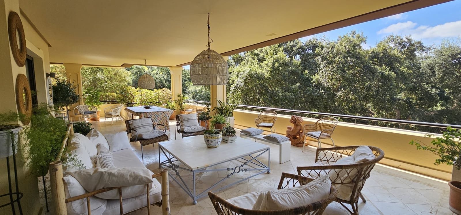 4 quarto Apartamento para venda em Sotogrande com piscina garagem - 1 590 000 € (Ref: 10085919)