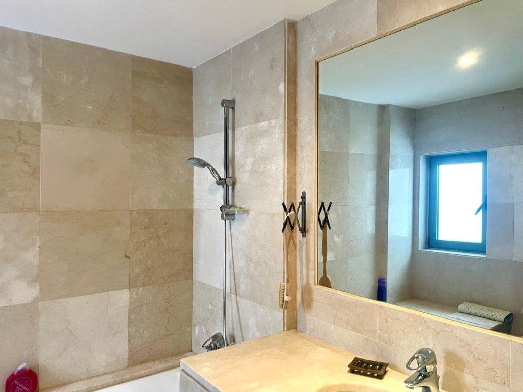 3 chambre Appartement à vendre à Sotogrande avec piscine garage - 850 000 € (Ref: 10102203)