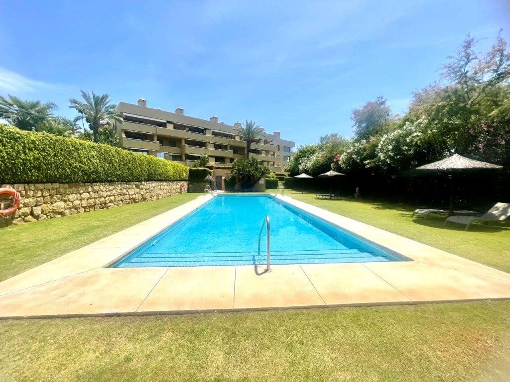3 chambre Appartement à vendre à Sotogrande avec piscine garage - 850 000 € (Ref: 10102203)