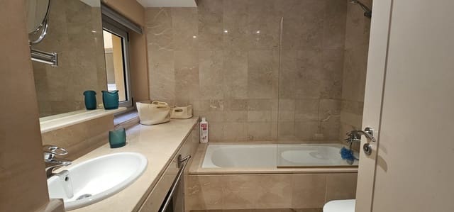 Apartamento de 3 habitaciones en Puerto de Sotogrande - La Marina, San Roque en venta con garaje - 610.000 € (Ref: 3416373)