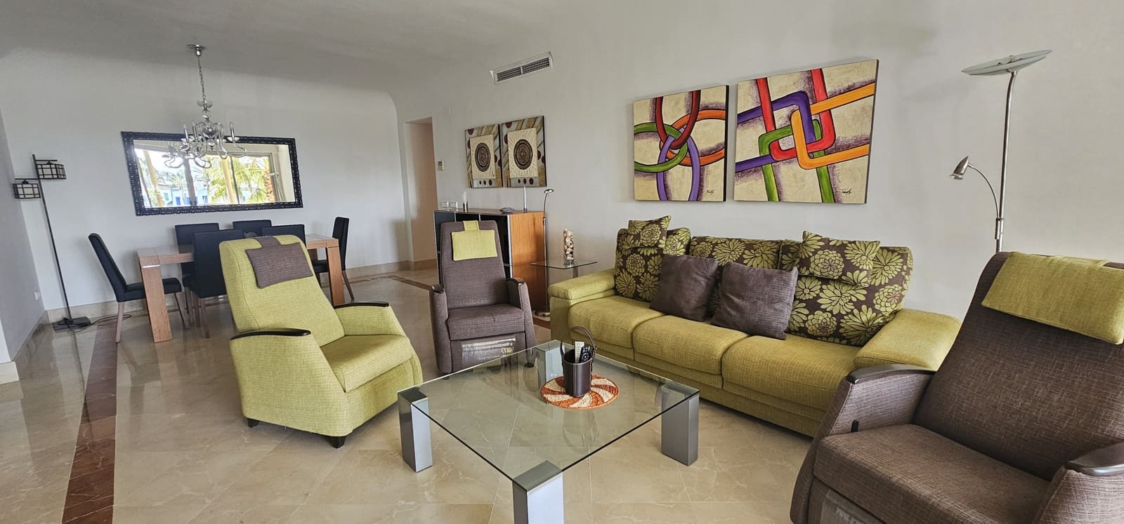 Apartamento de 3 habitaciones en Sotogrande en venta con garaje - 610.000 € (Ref: 3416373)