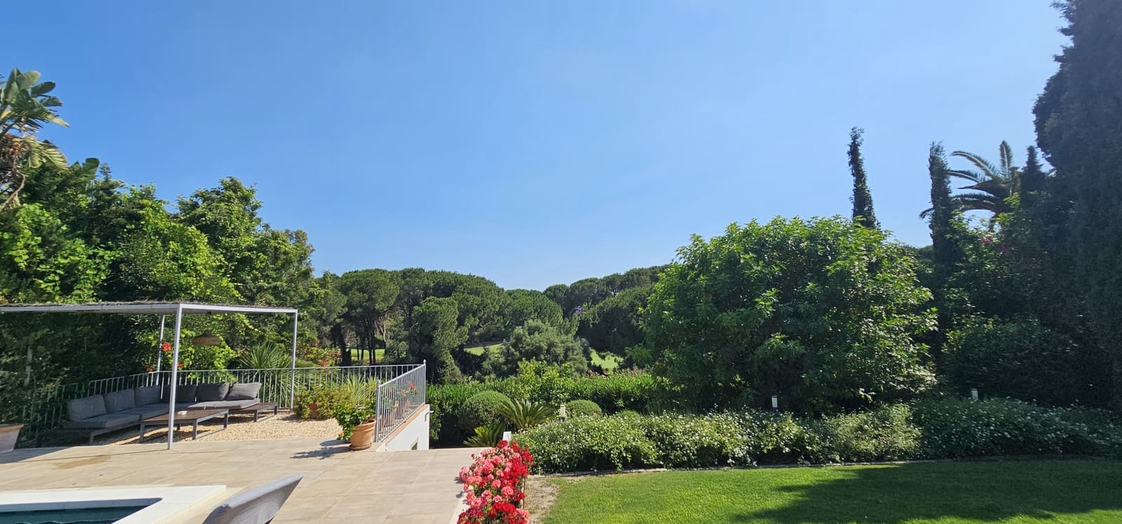 4 chambre Villa/Maison à vendre à Sotogrande avec piscine garage - 1 595 000 € (Ref: 7435066)