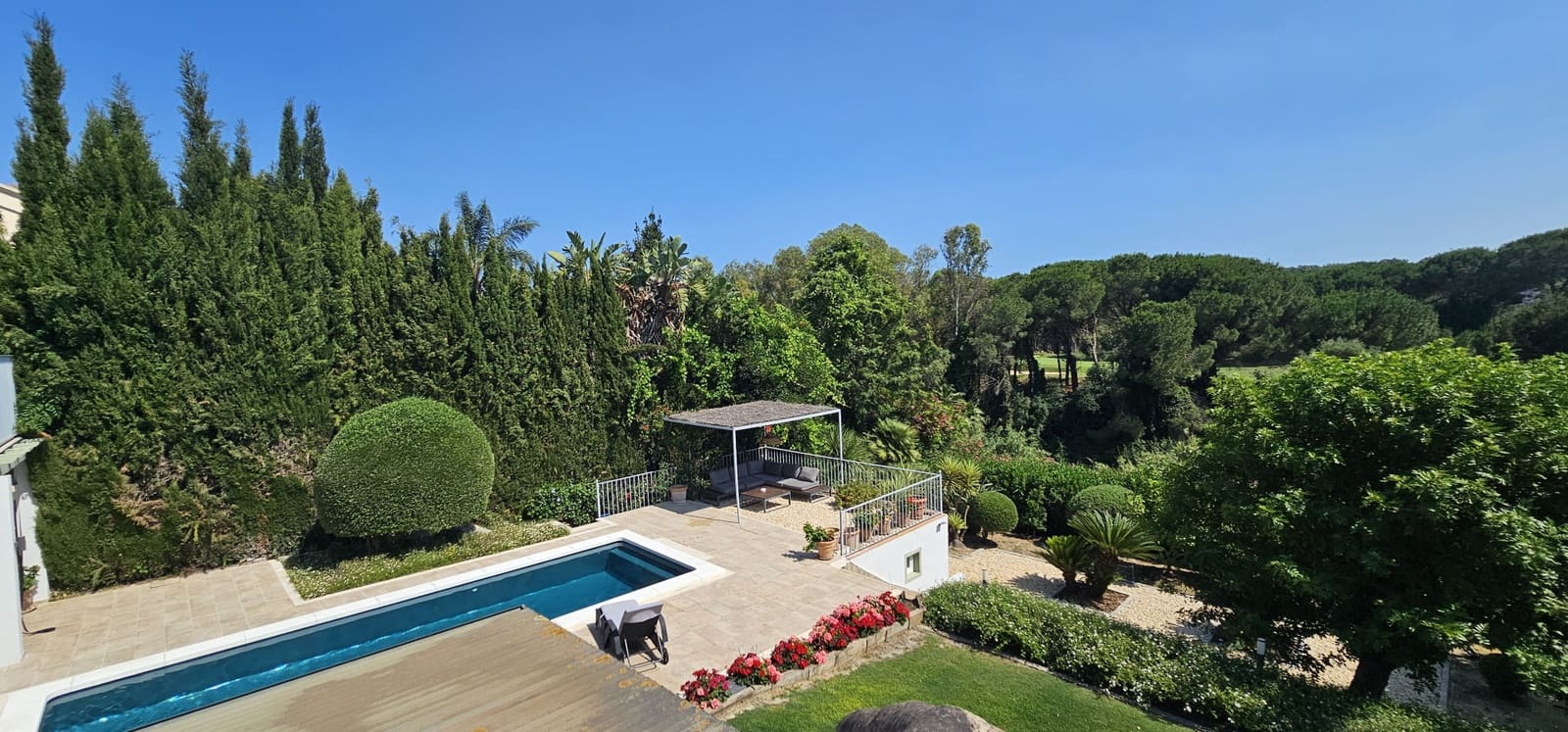 4 chambre Villa/Maison à vendre à Sotogrande avec piscine garage - 1 595 000 € (Ref: 7435066)