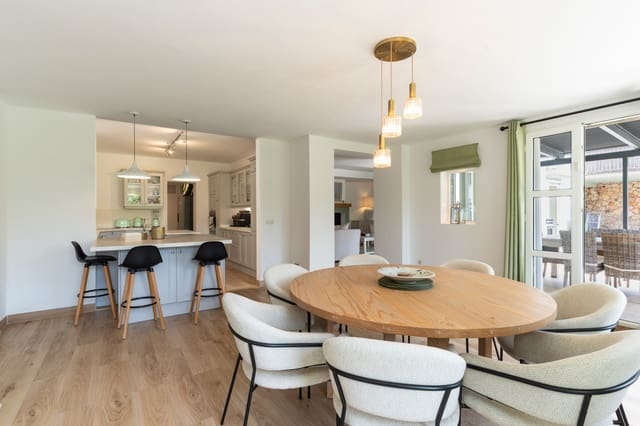 4 makuuhuone Huvila myytävänä paikassa Sotogrande Alto, San Roque mukana uima-altaan 
autotalli - 1 595 000 € (Ref: 7435066)