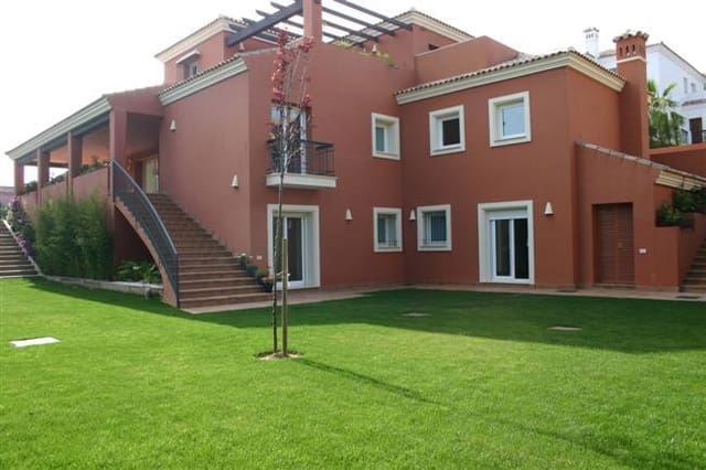 4 chambre Villa/Maison à vendre à Sotogrande Alto, San Roque avec piscine garage - 1 100 000 € (Ref: 7448164)