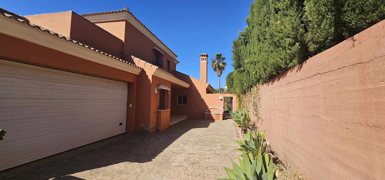 4 chambre Villa/Maison à vendre à Sotogrande avec piscine garage - 1 100 000 € (Ref: 7448164)