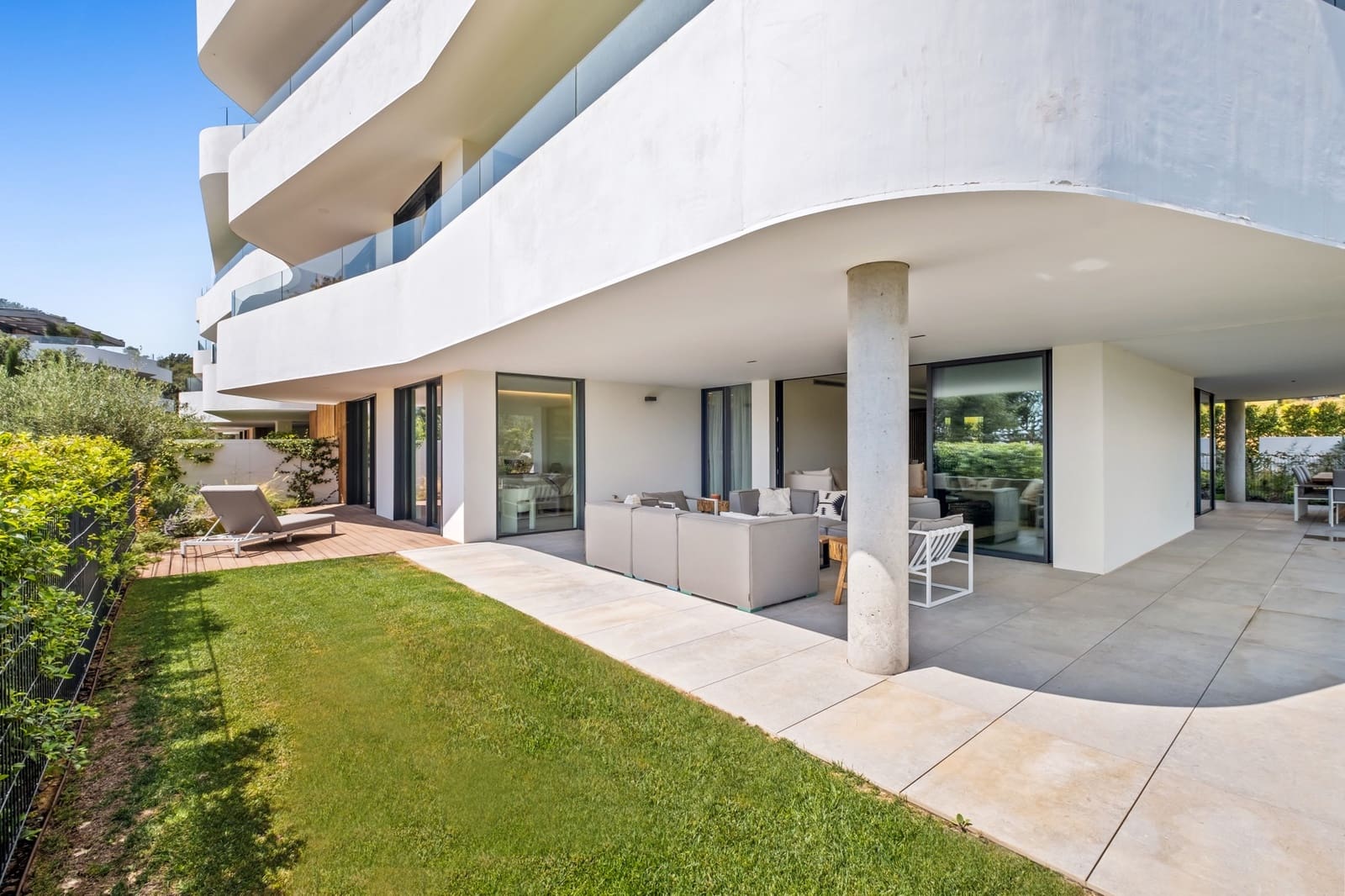 3 slaapkamer Appartement te koop in Sotogrande met zwembad garage - € 1.350.000 (Ref: 7866708)