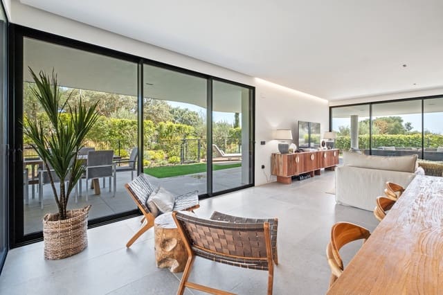 3 slaapkamer Appartement te koop in Sotogrande, San Roque met zwembad garage - € 1.350.000 (Ref: 7866708)