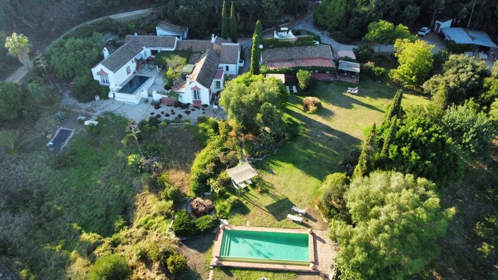 6 soverom Finca/Herregård til salgs i Tarifa med svømmebasseng garasje - € 4 550 000 (Ref: 8040441)