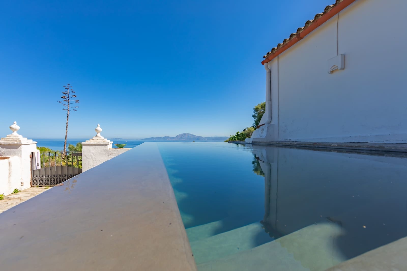 6 soverom Finca/Herregård til salgs i Tarifa med svømmebasseng garasje - € 4 550 000 (Ref: 8040441)