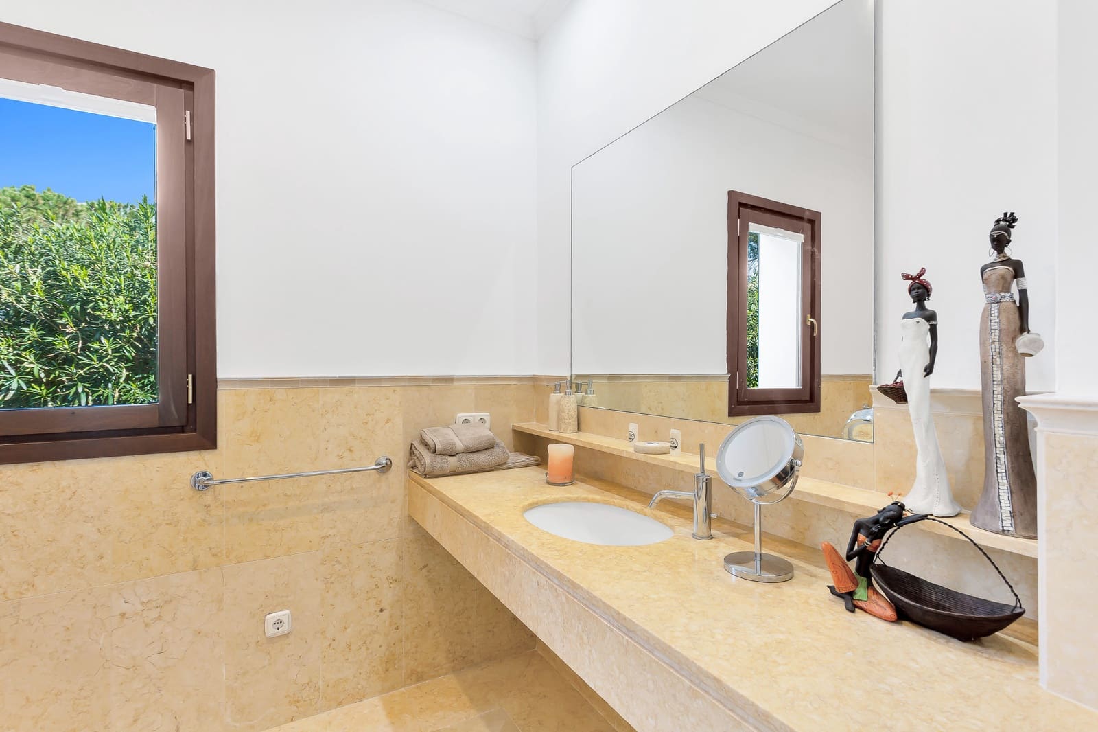 5 quarto Moradia para venda em Sotogrande com piscina garagem - 2 250 000 € (Ref: 8145104)