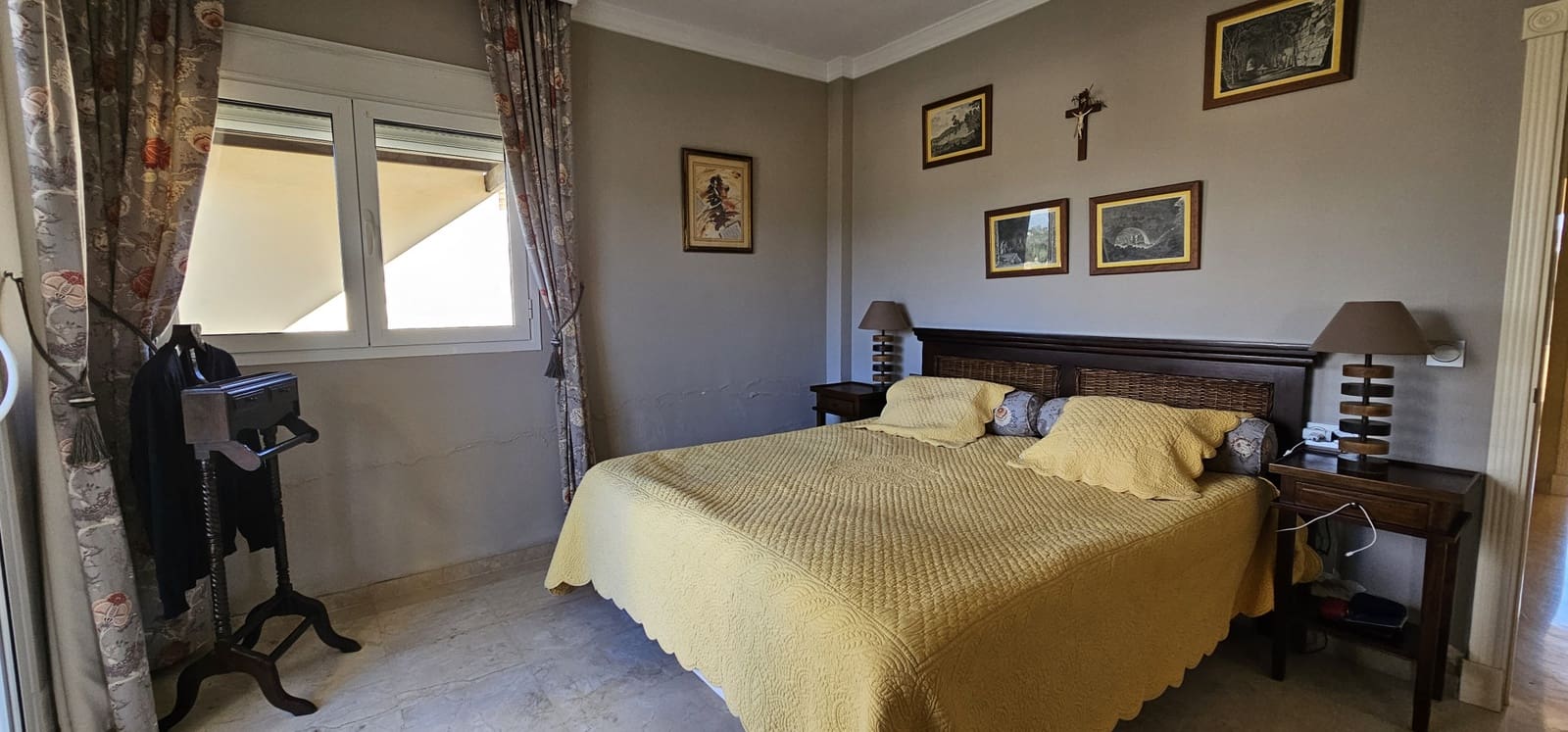 4 sypialnia Apartament na sprzedaż w San Roque z basenem garażem - 650 000 € (Ref: 8145108)