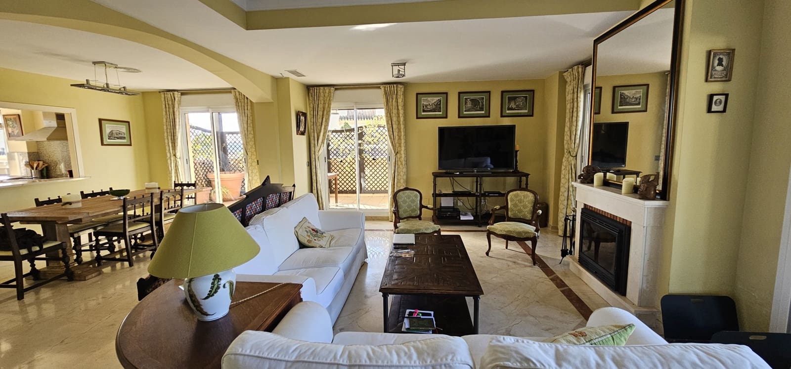 4 sypialnia Apartament na sprzedaż w San Roque z basenem garażem - 650 000 € (Ref: 8145108)