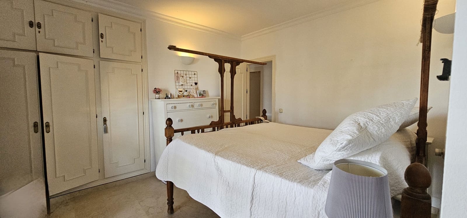 Chalet de 5 habitaciones en Sotogrande en venta con piscina - 2.780.000 € (Ref: 8532075)