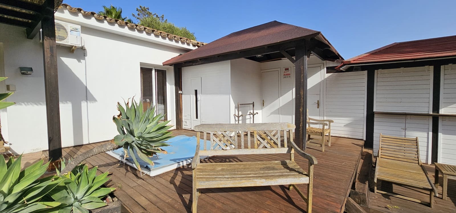Chalet de 5 habitaciones en Sotogrande en venta con piscina - 2.780.000 € (Ref: 8532075)