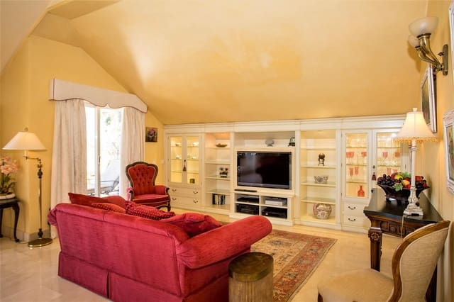 4 soverom Penthouse til salgs i Sotogrande, San Roque med garasje - € 1 732 000 (Ref: 8532076)