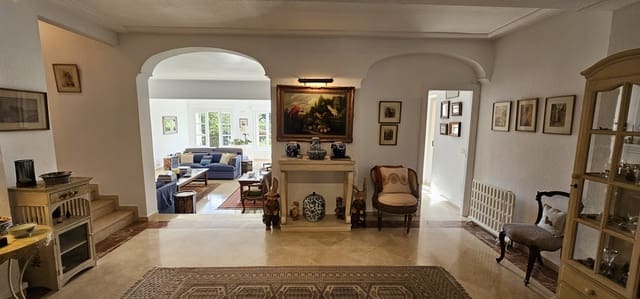 4 Zimmer Villa zu verkaufen in Sotogrande Alto, San Roque mit Pool Garage - 1.250.000 € (Ref: 8773308)