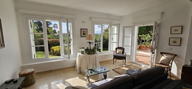 4 Zimmer Villa zu verkaufen in Sotogrande Alto, San Roque mit Pool Garage - 1.250.000 € (Ref: 8773308)