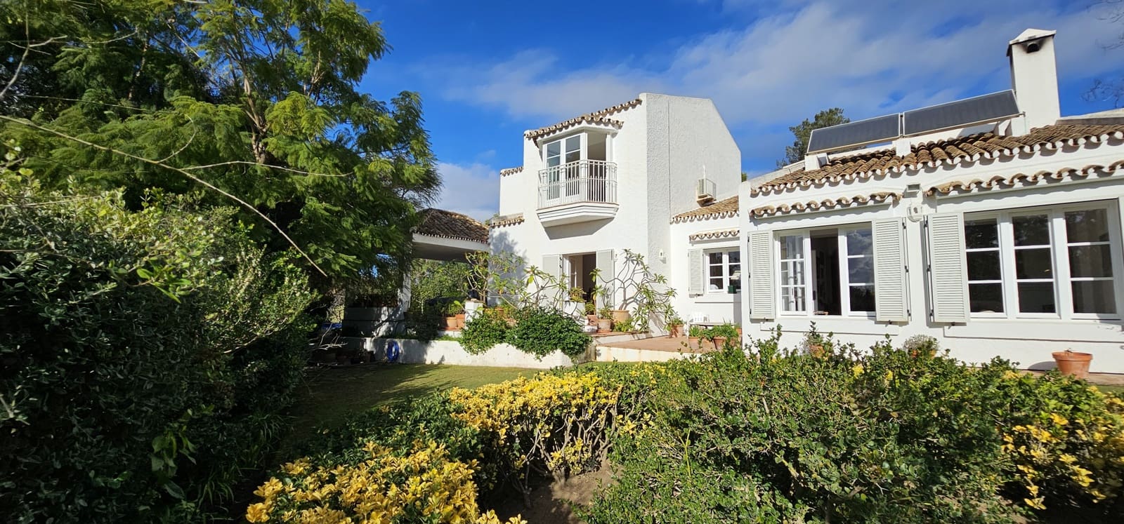 4 quarto Moradia para venda em Sotogrande com piscina garagem - 1 250 000 € (Ref: 8773308)