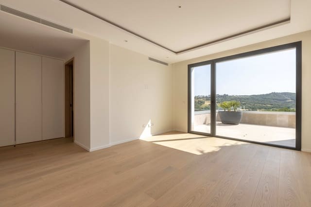 6 slaapkamer Villa te koop in Sotogrande Alto, San Roque met zwembad garage - € 6.975.000 (Ref: 8778211)