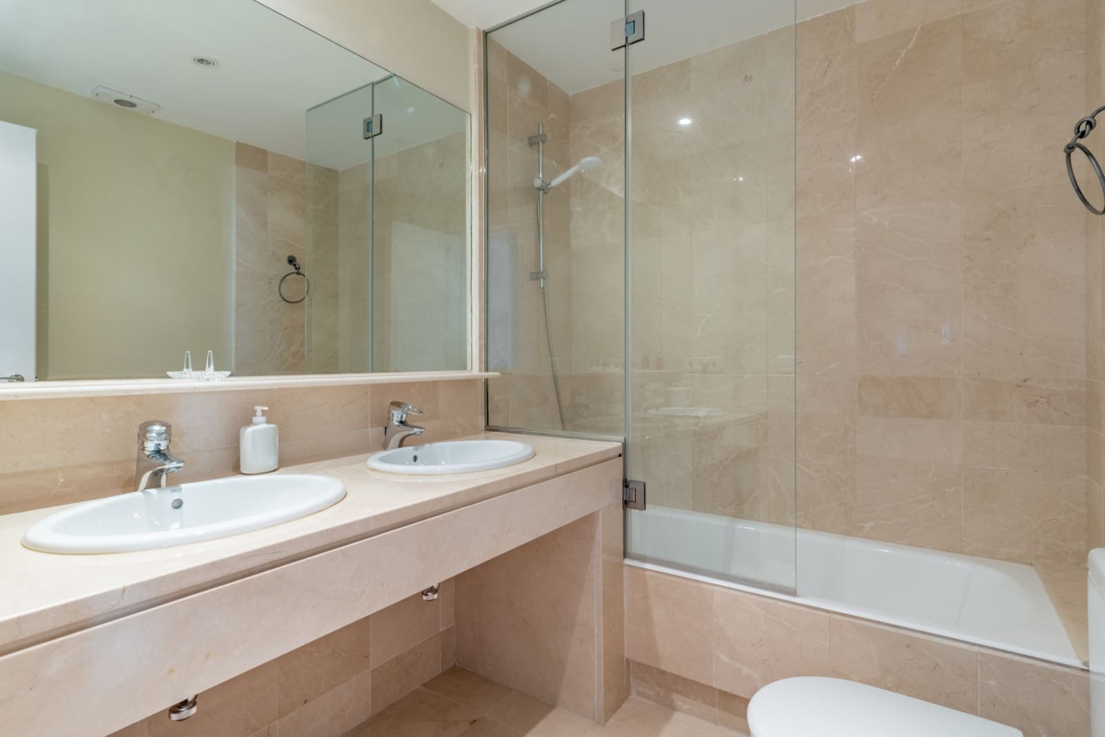 5 soveværelse Penthouse til salg i Sotogrande med garage - € 2.100.000 (Ref: 8827308)