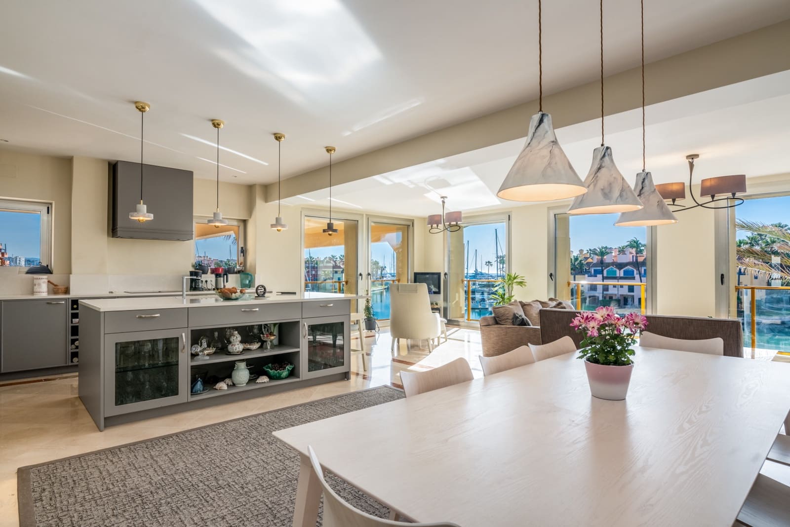 5 soveværelse Penthouse til salg i Sotogrande med garage - € 2.100.000 (Ref: 8827308)