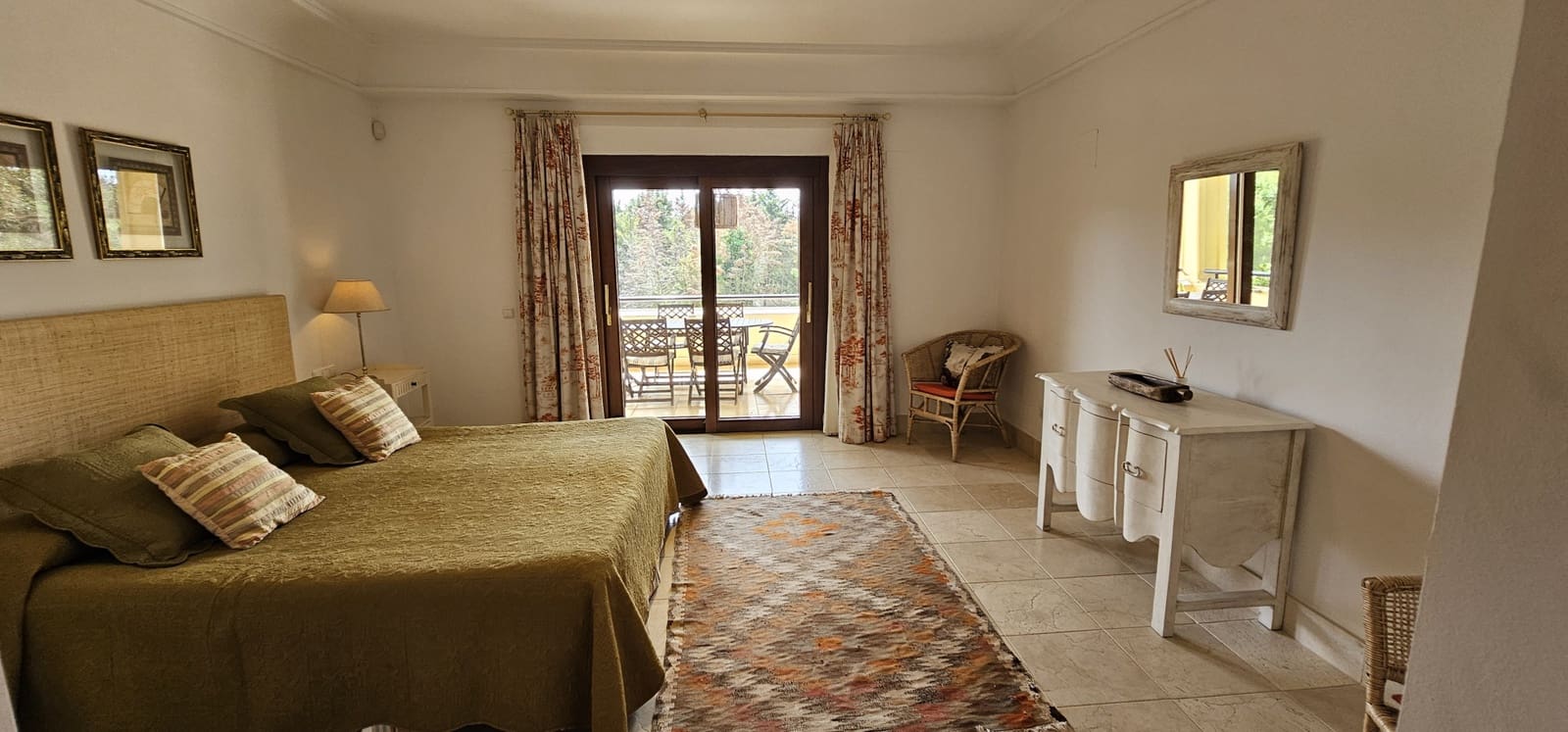 2 sovrum Lägenhet till salu i Sotogrande med pool garage - 750 000 € (Ref: 9163637)