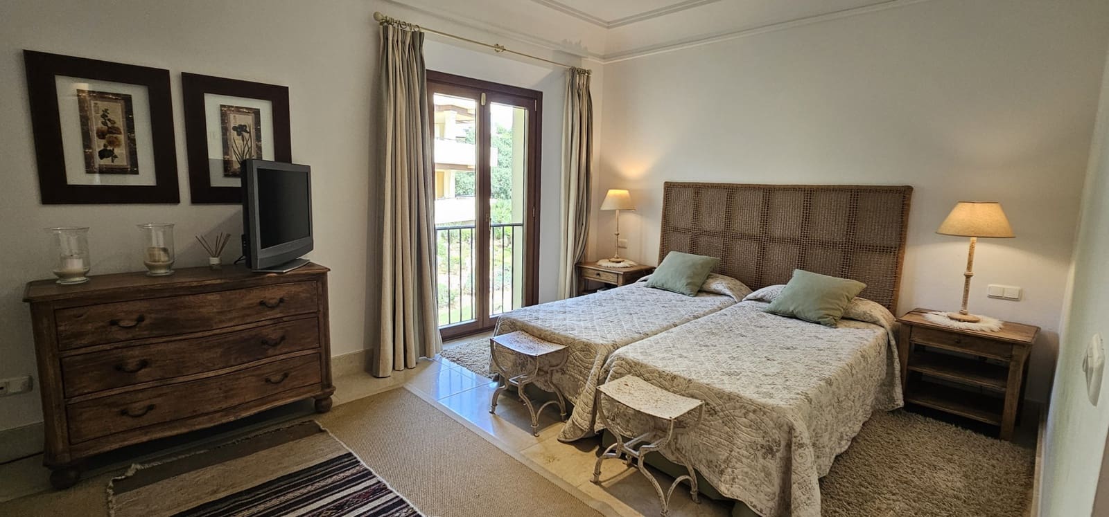 2 sovrum Lägenhet till salu i Sotogrande med pool garage - 750 000 € (Ref: 9163637)