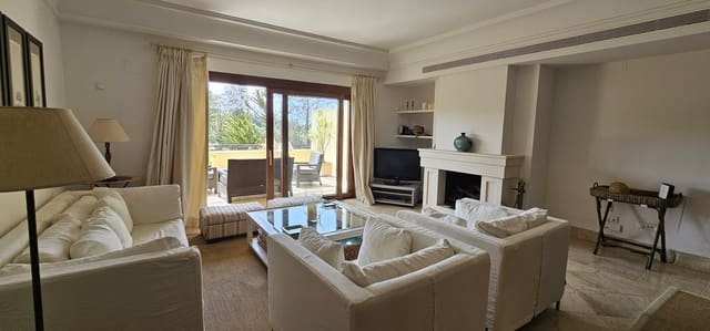 2 sovrum Lägenhet till salu i Sotogrande Alto, San Roque med pool garage - 750 000 € (Ref: 9163637)