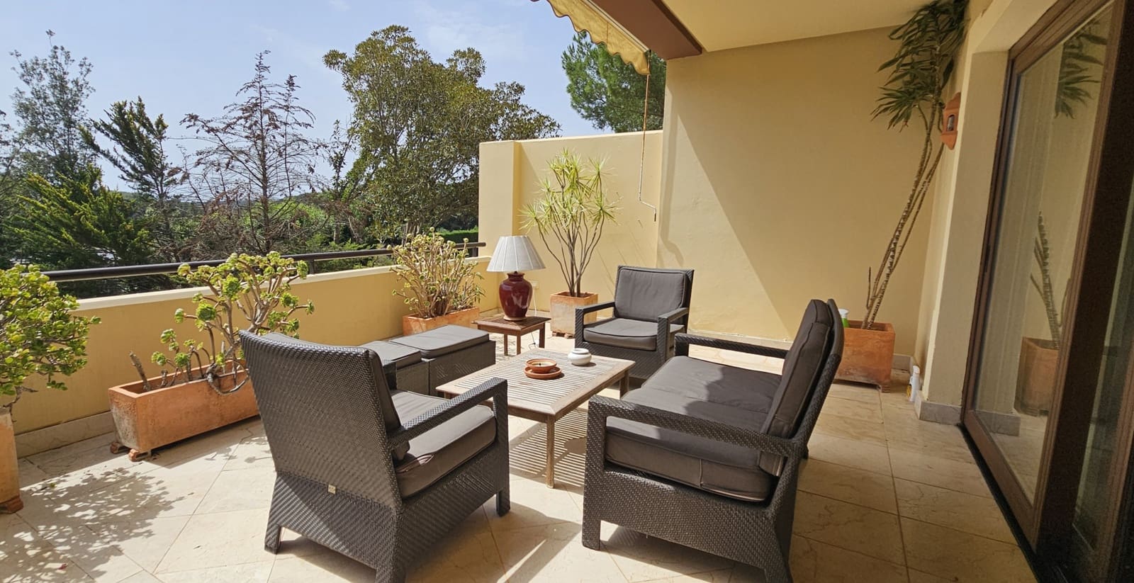 2 sovrum Lägenhet till salu i Sotogrande med pool garage - 750 000 € (Ref: 9163637)