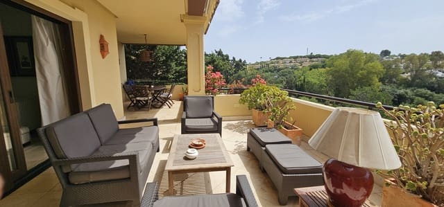 Apartamento de 2 habitaciones en Sotogrande Alto, San Roque en venta con piscina garaje - 695.000 € (Ref: 9163637)