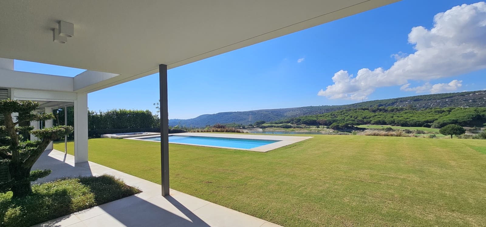 5 Zimmer Villa zu verkaufen in Sotogrande mit Pool Garage - 4.600.000 € (Ref: 9239802)