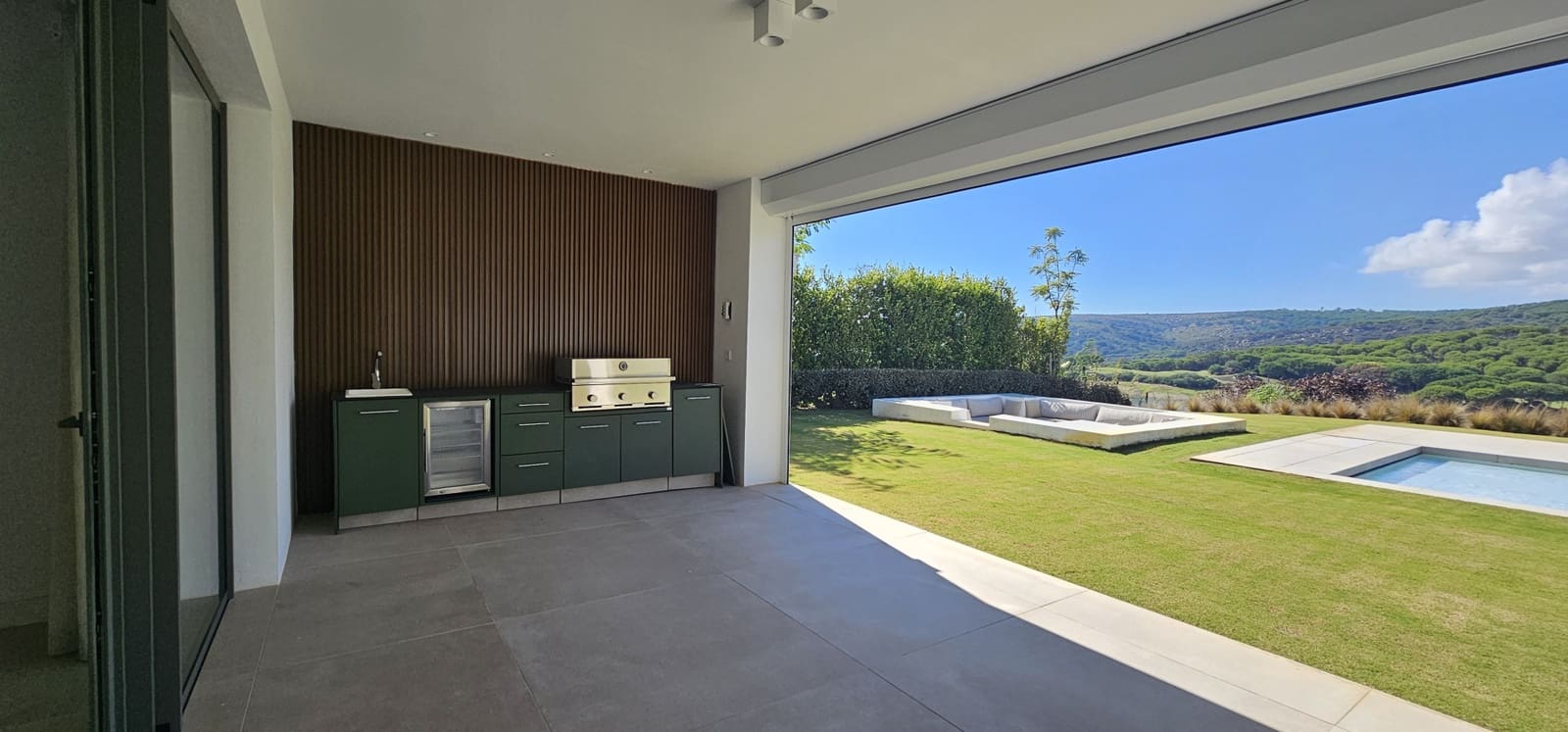 5 Zimmer Villa zu verkaufen in Sotogrande mit Pool Garage - 4.600.000 € (Ref: 9239802)